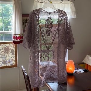 lace kimono | charlotte ruse | size L